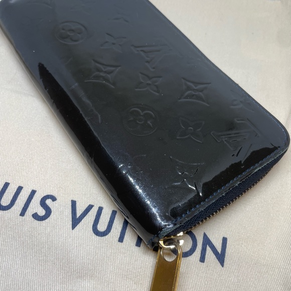 Louis Vuitton Handbags - Not for sale Vuitton Vernis Zippy Wallet